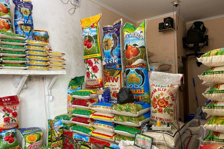 Permintaan Beras Premium Membuat Bulog Kewalahan