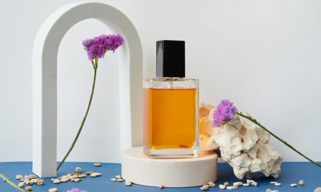 Aroma Parfum Yang Cocok Untuk Aktivitas Outdoor