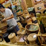 Mengenal Kerajinan Tangan Lokal Yang Bernilai Seni Dan Ekonomi