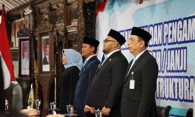 Penjabat Indonesia: Peran Dan Tanggung Jawab Di Pemerintahan