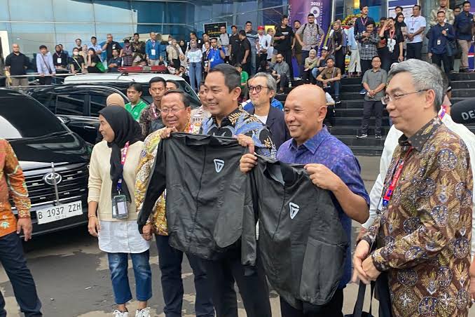 Industri Kendaraan Listrik Dan Peluang Lapangan Kerja Baru