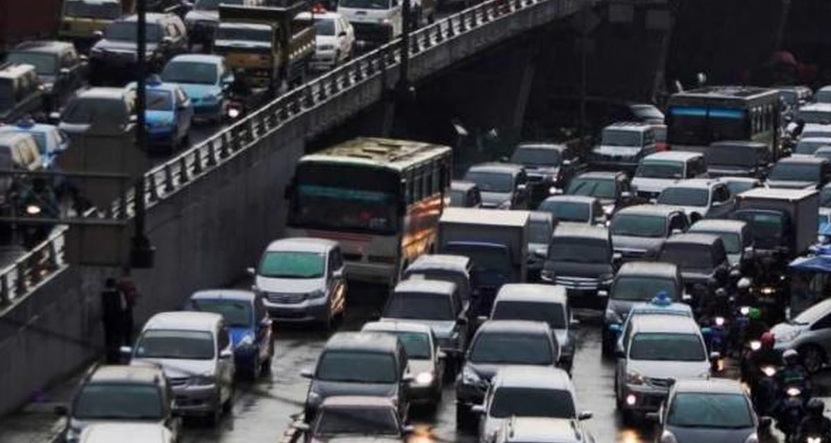 Transportasi Publik: Upaya Mengurangi Kemacetan Di Kota Besar
